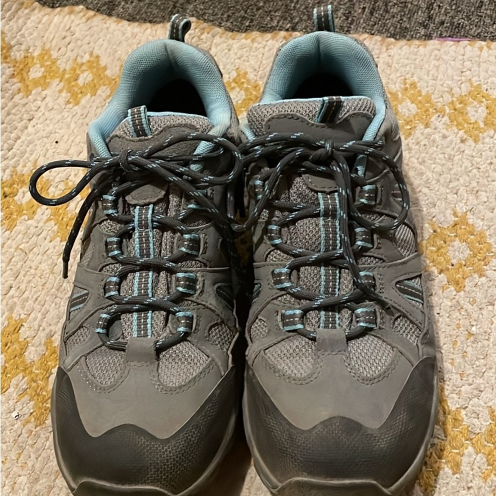 Stylish Women's Gray and Teal Athletic Shoes